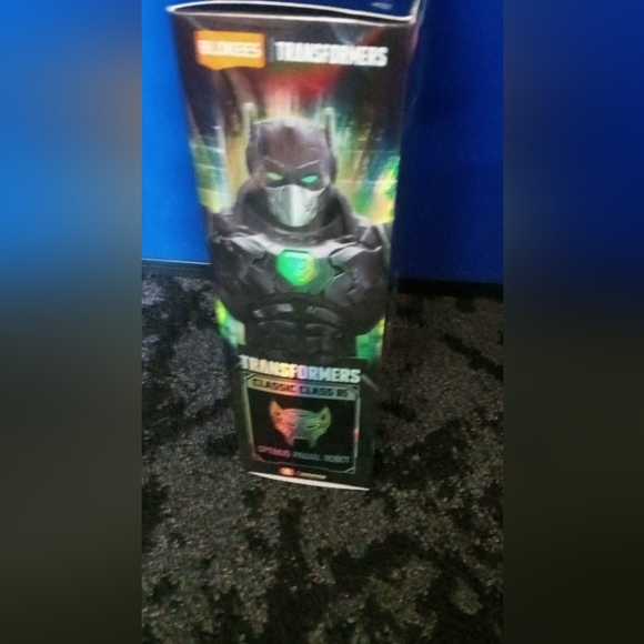Transformer primeal  Black and Bright Green Action Figure - Picture 4 of 5